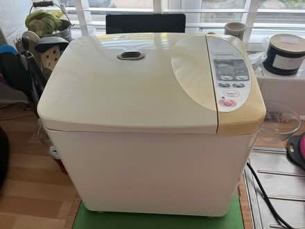 Photo of free Panasonic Breadmaker (SD-206) (Belmont SL6) #1