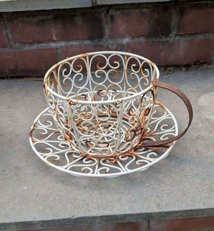 Photo of free Garden ornament/pot holder (Sheet GU32) #1