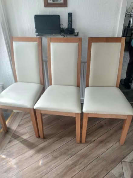 Photo of free 4 dining chairs (Woodley SK6) #1