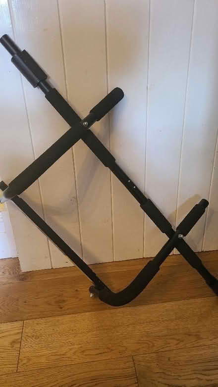 Photo of free Pull up bar (South Leigh OX29) #1