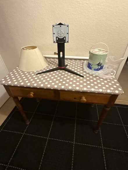 Photo of free Table with drawers (AL1) #1