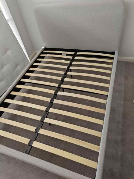 Photo of free Double bed (Sm4) #1