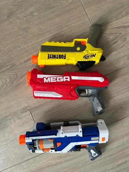 Photo of free 3 toy guns (Marshalswick AL4) #1