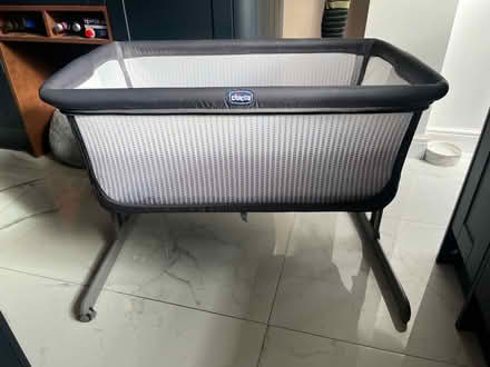 Photo of free Chicco ‘Next2Me’ Bedtime Crib (Liverpool L13) #1
