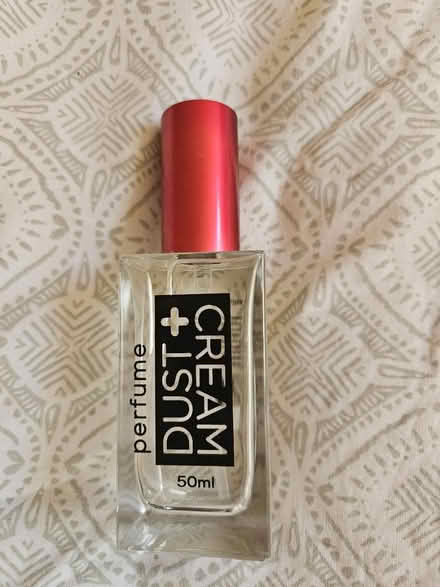 Photo of free White musk perfume (Turnpike Lane) #1