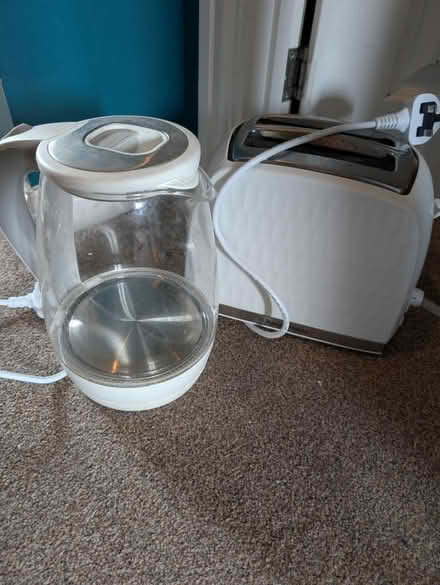 Photo of free Kettle and toaster (yapton) #1
