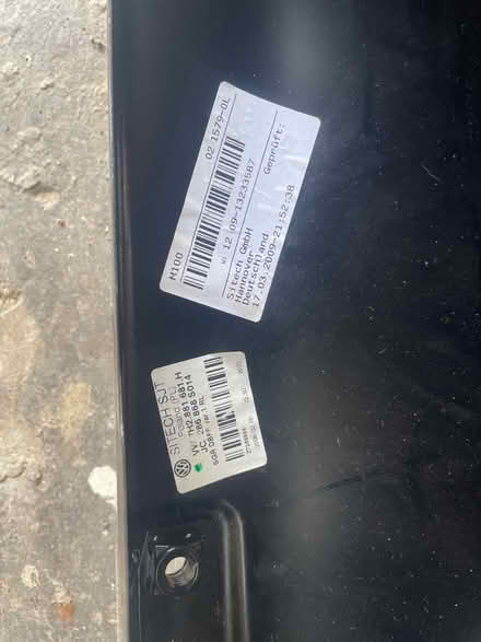 Photo of free VW T5 double seat base (TN2) #3