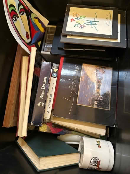 Photo of free A bundle of vintage items (Thornton Heath CR7) #3