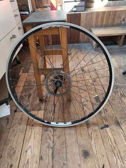 Photo of free 700c disk brake bike wheel (Edinburgh EH5) #1