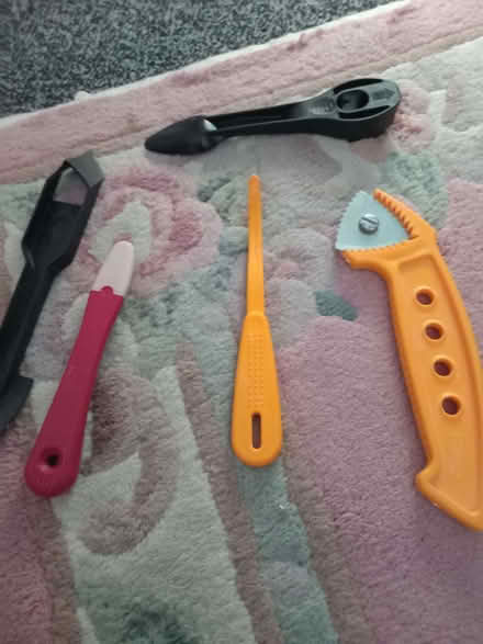 Photo of free silicone / grout removal and smoothing tools (South Bermondsey SE16) #2