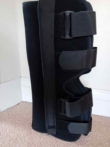 Photo of free Knee brace (Hayes BR2) #2