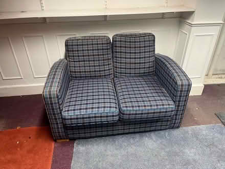 Photo of free 2 seater sofa and matching chair (Carlshalton) #2