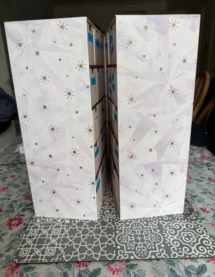 Photo of free Empty advent calendar (Ware SG12) #1