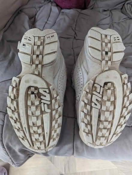 Photo of free Fila trainers size 3 (Lowedges S8) #3