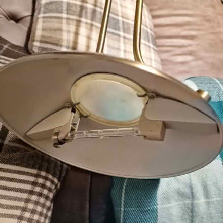 Photo of free Parent and child lamp DOES NOT STAND UP (Watcombe TQ2) #3