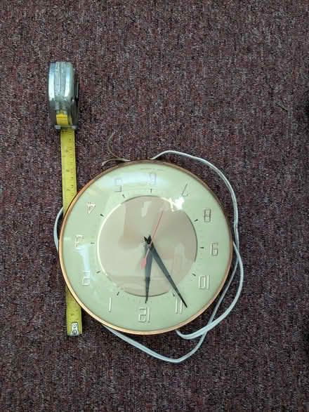 Photo of free Electric wall clock (AB24) #1