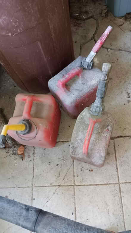 Photo of free Gas cans (19095) #2