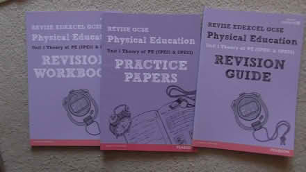 Photo of free GCSE PE books (St Albans AL4) #1