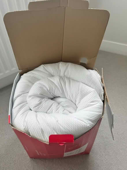 Photo of free Double summer/winter duvet (Grove Park, Chiswick, W4) #2