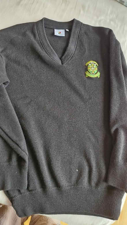 Photo of free Colaiste Eanna black jumper (Dublin 14) #1