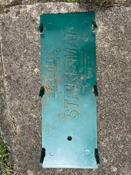 Photo of free Fairway strike Matt (Twickenham TW2) #3