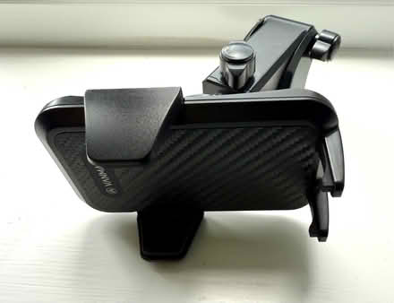 Photo of free Phone Holder for Car (Denby DE5) #1