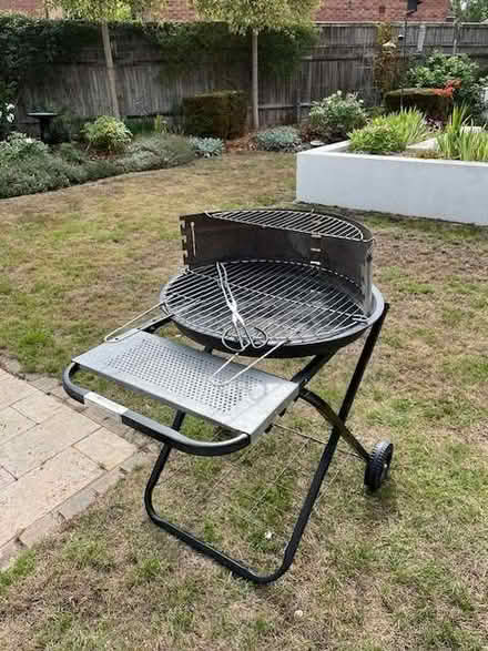 Photo of free Folding BBQ (Old Windsor SL4) #1