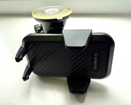 Photo of free Phone Holder for Car (Denby DE5) #2