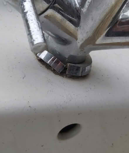 Photo of free White, bathroom sink etc (Poole, BH15) #4