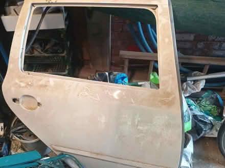 Photo of free Octavia mk2 rear driver's door (B14) #1