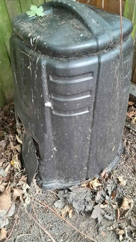 Photo of free Composter (Dartford DA1) #1