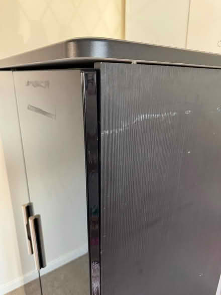 Photo of free Small wardrobe (Mountsorrel) #3