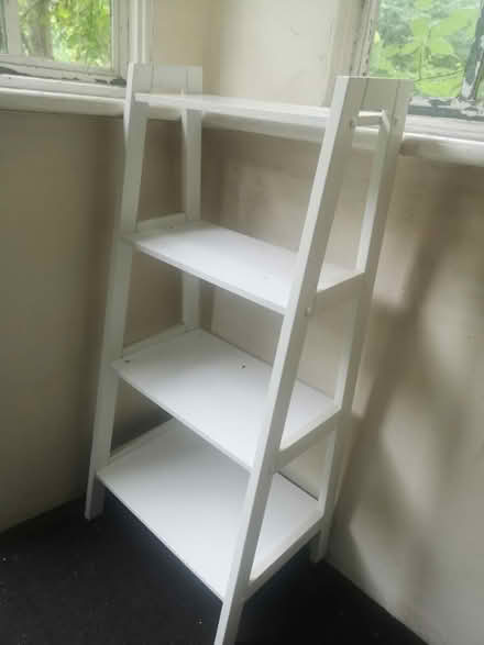 Photo of free Little Shelf Unit (West End Woking) #1