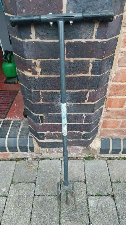 Photo of free Garden digger thing (Barnacle CV7) #1