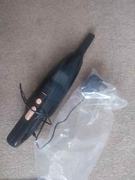 Photo of free Goodmans car vacuum cleaner (Highfield HP2) #1