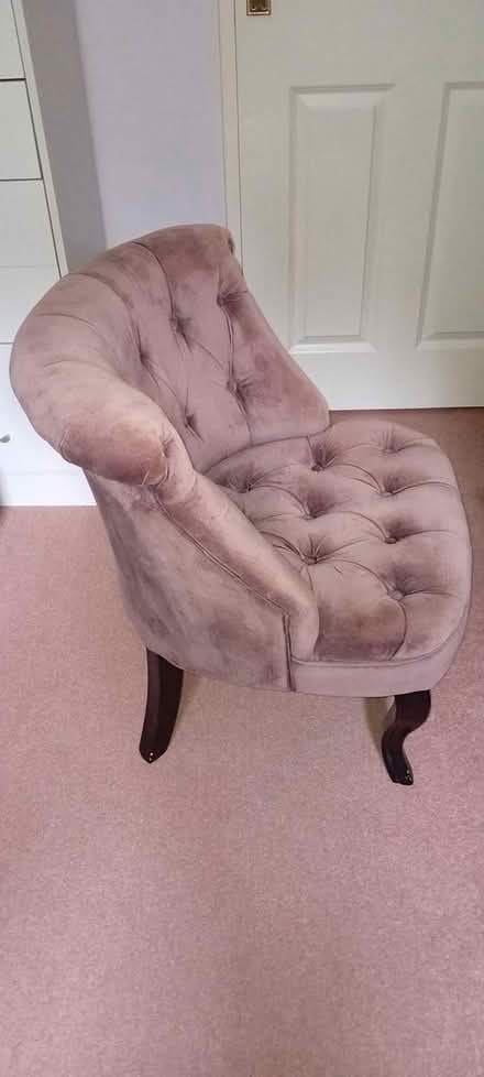 Photo of free Small bedroom chair (Wokingham, RG41) #1