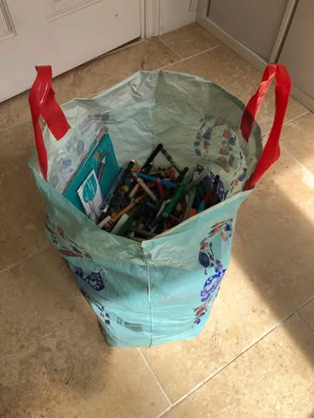Photo of free Pens, pencils, felt tips (EX1) #2