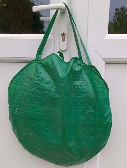 Photo of free Grow bag pop-up greenhouse (Westmill SG5) #2