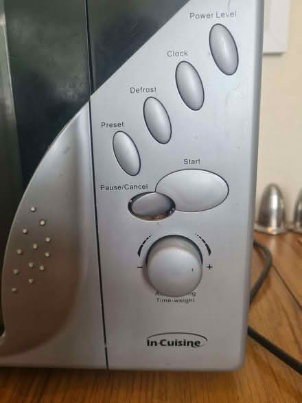 Photo of free Microwave fully working used grey (Highfields ST17) #3