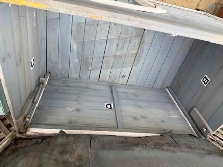 Photo of free Cat or dog house (Maylands HP2) #4