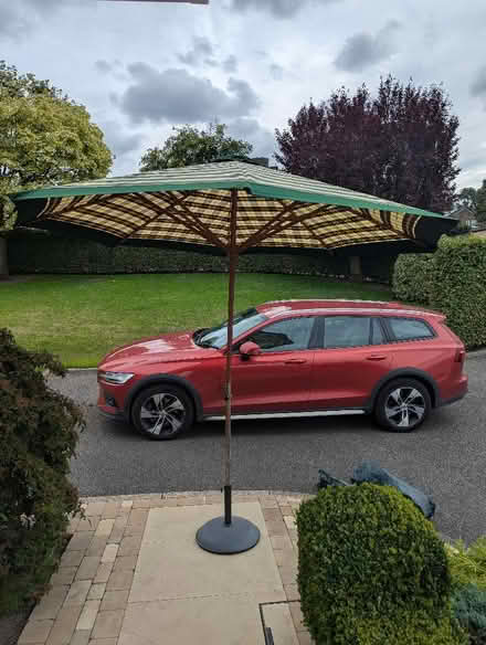 Photo of free Patio Umbrella/Parasol with stand (Smalley DE7) #1