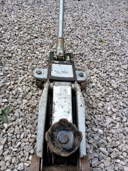 Photo of free Hydraulic Trolley Jack (Ashprington TQ9) #1