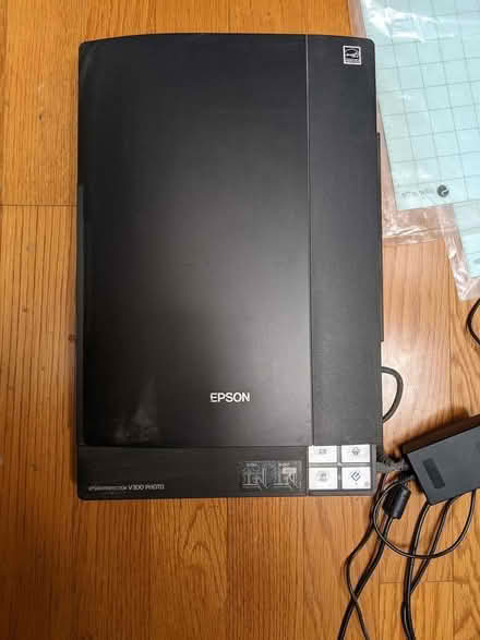 Photo of free Epson V300 scanner (Mountain View) #1