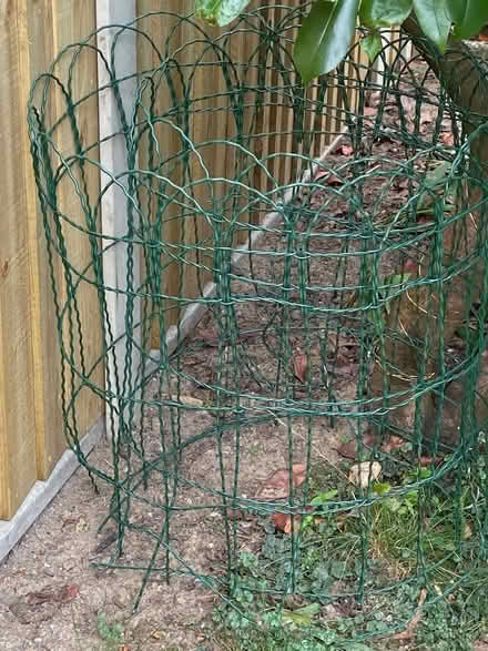 Photo of Plastic coated wire fencing (Bussage GL6) #1