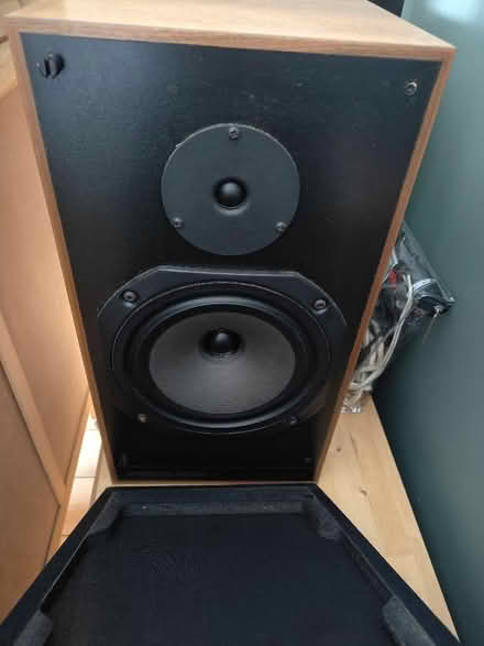 Photo of free Monitor (that's the brand - pre-pc era 🤣) speakers (Penwortham PR1) #3