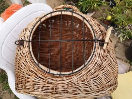 Photo of free Wicker cat basket (North Tonbridge TN10) #3