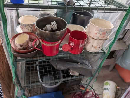 Photo of free Random plant pots (Rothwell LS26) #1