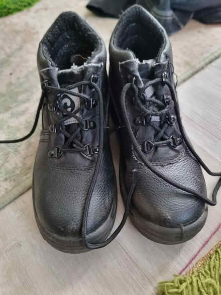 Photo of free Size 5 steel toe cap boots (Tonbridge TN12) #2