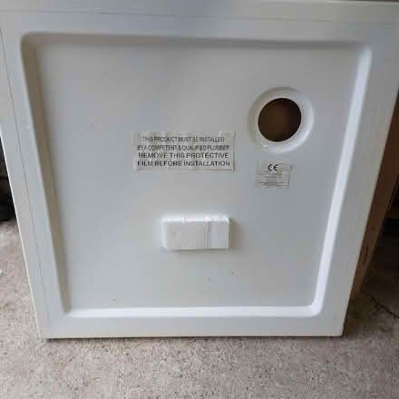 Photo of free Shower tray (Kendal LA9) #1