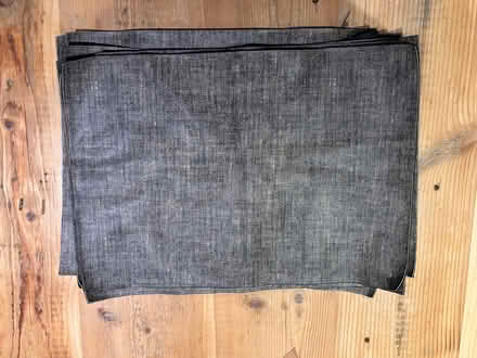 Photo of free 7 placemats (HP1 1NU) #1